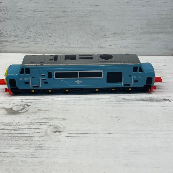 Vintage Ertl Thomas & Friends Blue Diecast Metal Toy Train Diesel D199 1995 - Picture 2 of 6
